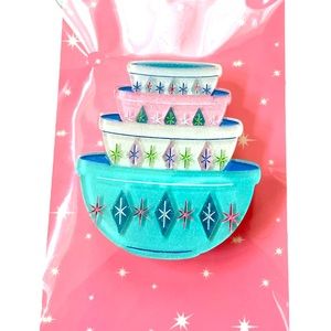 New “id-Mod Mixers Pyrex Inspired Brooch” by Lipstick and Chrome